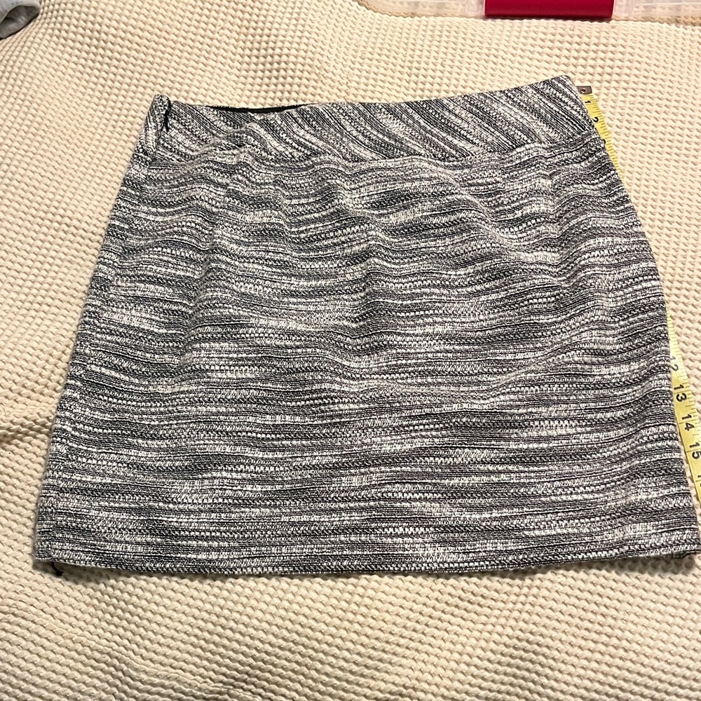LOFT Black, Gray and White Mini Skirt
